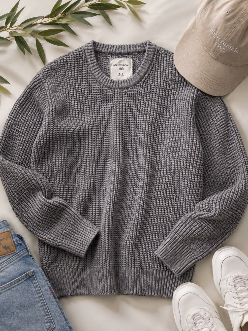 Abercrombie Kids Grey Waffle Knit Crewneck Sweater Size 15/16